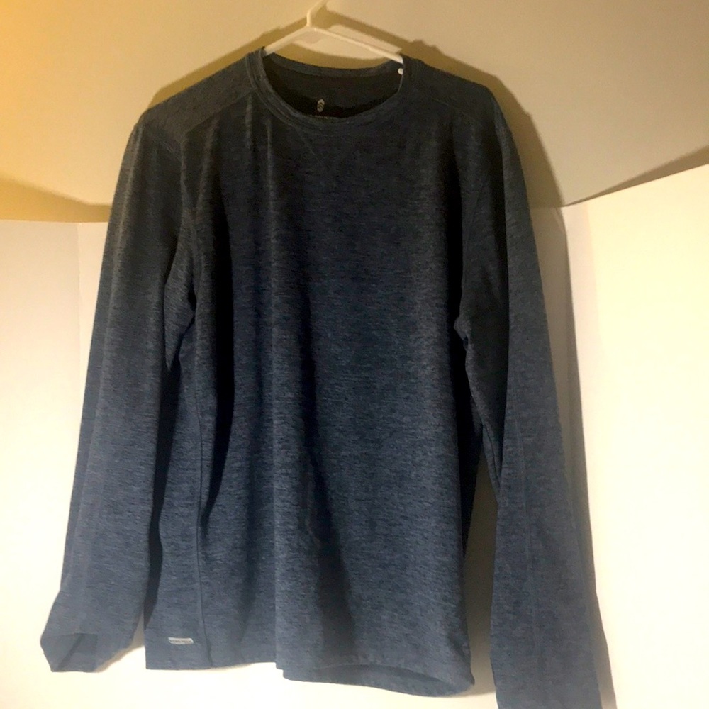 Free Country top size M long sleeves denim trails color
